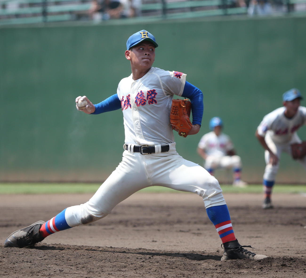 花咲徳栄対八潮南　最後の１イニングに登板した花咲徳栄・野村佑希投手（撮影・大友良行）