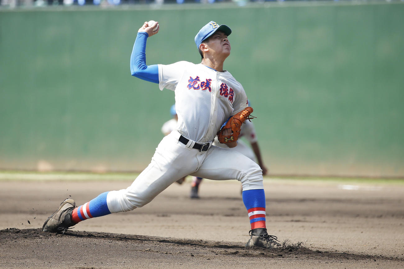 上尾対花咲徳栄　先発登板する花咲徳栄・野村佑希（撮影・河田真司）