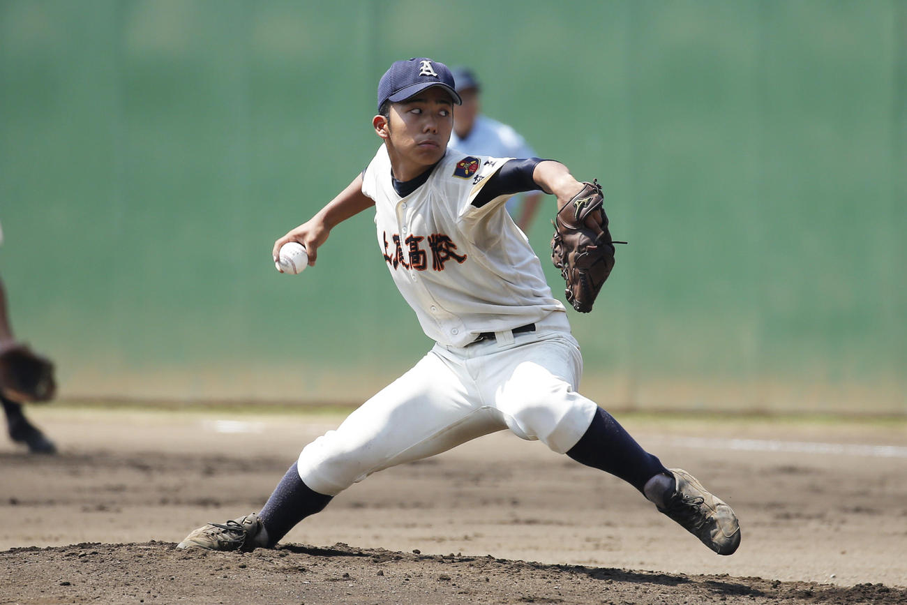 上尾対花咲徳栄　先発登板する上尾・木村歩夢（撮影・河田真司）