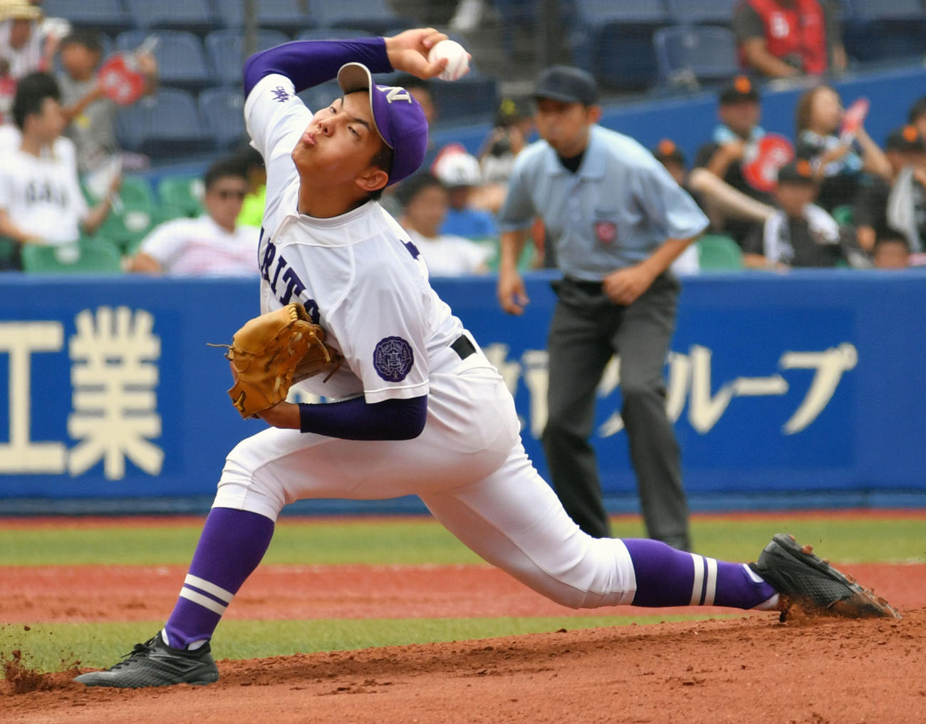 木更津総合対成田　成田先発で力投する中沢（撮影・滝沢徹郎）