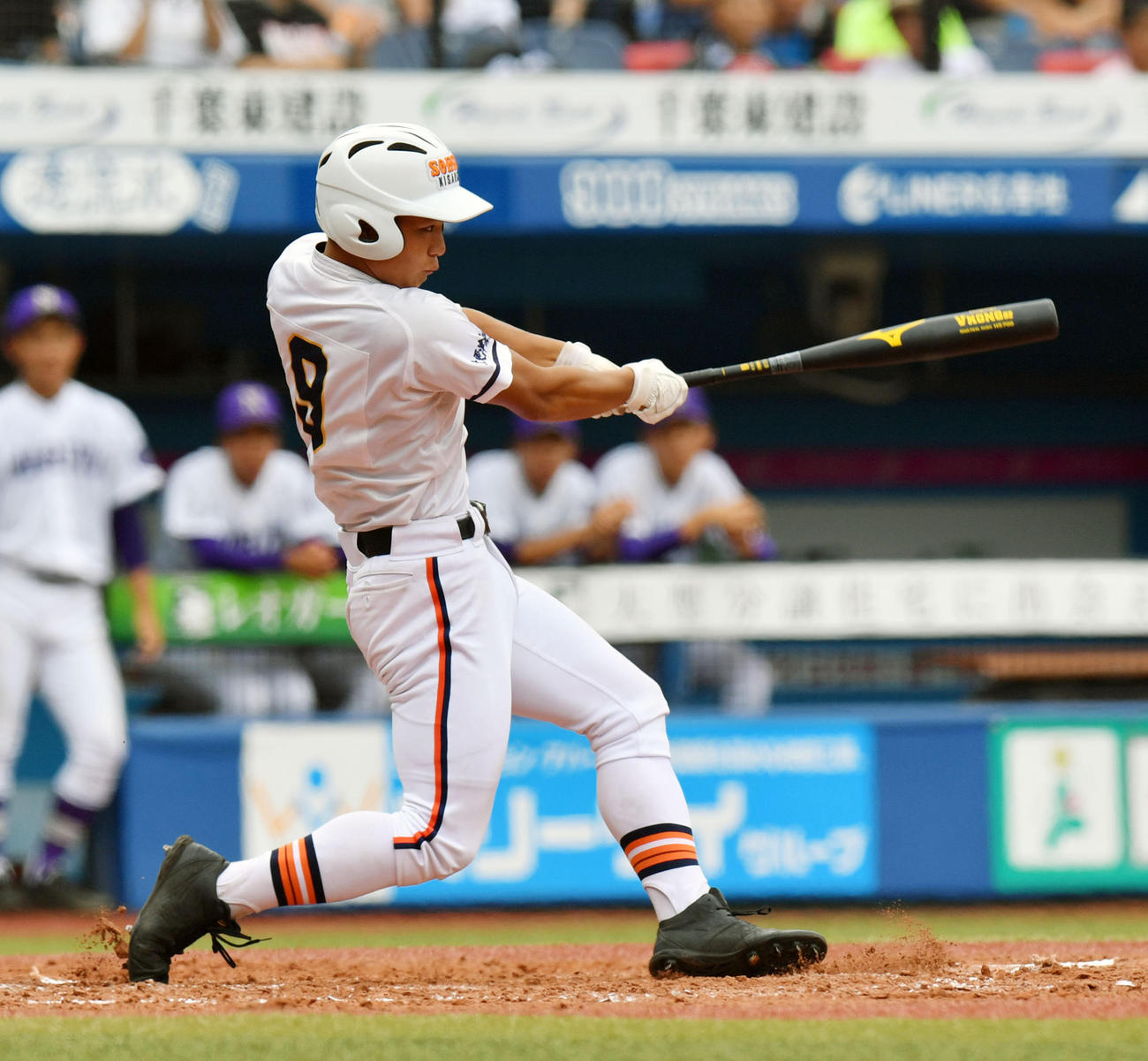 木更津総合対成田　２回表木更津総合１死二塁、太田は左越え２点本塁打を放つ（撮影・滝沢徹郎）