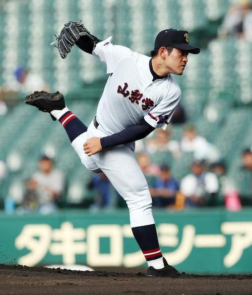 山梨学院の垣越建伸