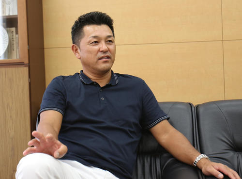 高校時代を振り返る谷繁氏