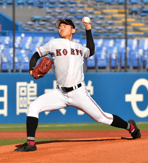 星稜対広陵　先発した広陵・石原（撮影・柴田隆二）