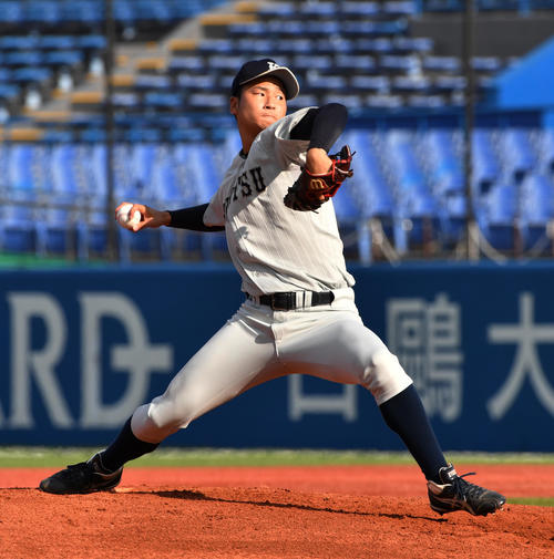 九州共立大対立正大　先発した九州共立大・島内（撮影・柴田隆二）