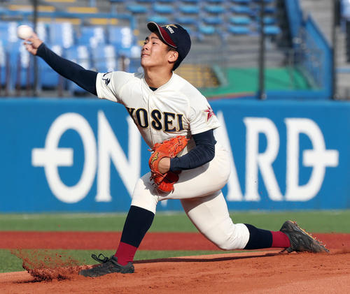 高松商対八戸学院光星　八戸学院光星先発の下山（撮影・垰建太）