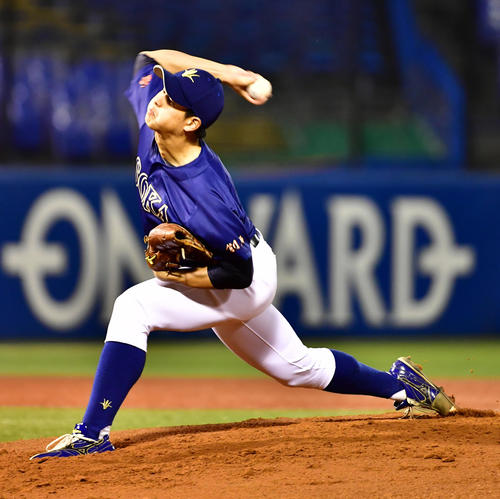 明治神宮大会、創価大対関西国際大　創価大先発の杉山（撮影・小沢裕）