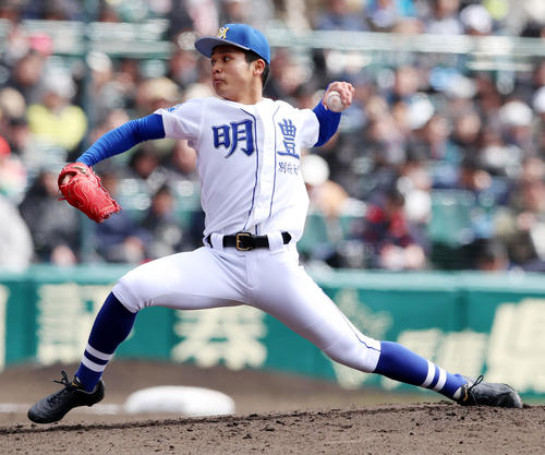 明豊対横浜 横浜戦に先発する明豊・若杉(撮影・加藤哉)