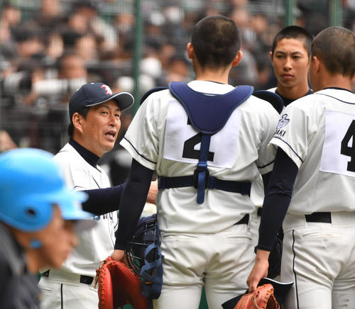 石岡一対盛岡大付 石岡一・川井監督(撮影・柴田隆二)