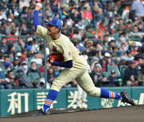 習志野対星稜 星稜先発・奥川恭伸(撮影・和賀正仁)