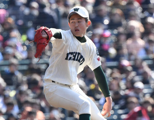 習志野対市和歌山　2番手で登板する市和歌山・岩本真之介（撮影・和賀正仁）