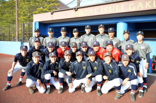 球速アップで3季連続県制覇を狙う仙台育英の投手陣（撮影・鎌田直秀）