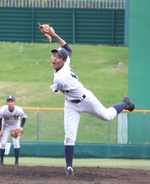 札幌第一対札幌新川　1安打完封勝ちした札幌新川・秋山（撮影・浅水友輝）