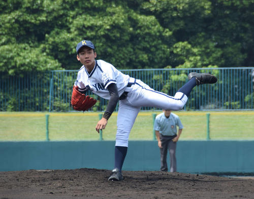 郡山先発・鎌田健志投手（撮影・望月千草）