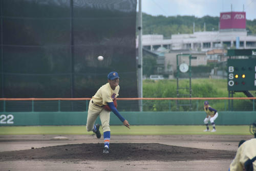 愛工大名電との練習試合に先発した星稜・奥川（撮影・望月千草）
