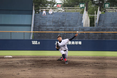 群馬大会開幕戦で高崎経大付を相手に完投勝利を飾った渋川青翠・宮下侑（あつむ）投手