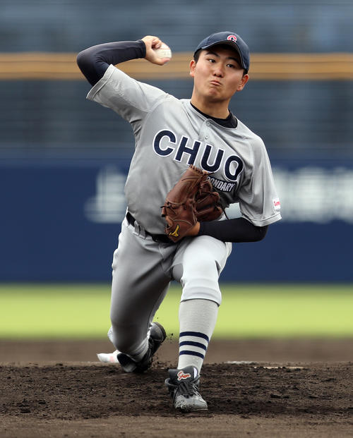安中総合学園対中央中教校　先発の中央中教校・名古屋（撮影・大野祥一）