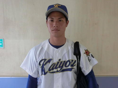 海洋対鴨沂　公式戦初勝利を挙げた海洋・三輪優太監督