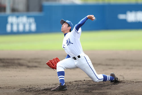 茨城大会　小瀬対鹿島　先発登板する小瀬・三木(拓)（撮影・佐田亮輔）