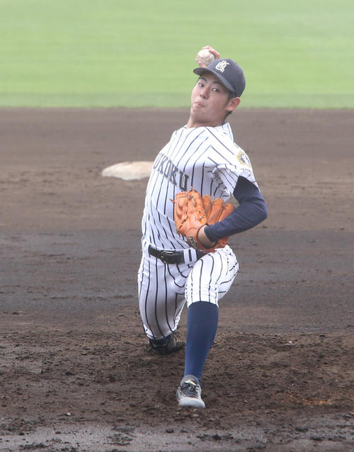 力投するプロ注目の下村海翔投手（撮影・菊川光一）