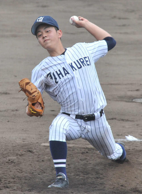 糸魚川白嶺対帝京長岡　延長10回、165球を投げ抜いた糸魚川白嶺・小野投手