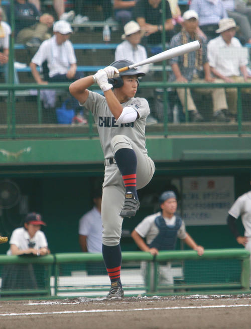 関根学園対中越　フラミンゴ打法の中越・渡辺一塁手