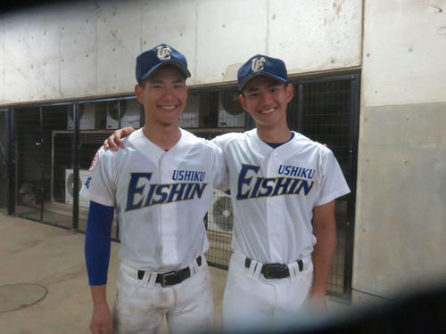 牛久栄進の双子選手。兄の小倉大和（右）と弟の大輝（撮影・玉置肇）