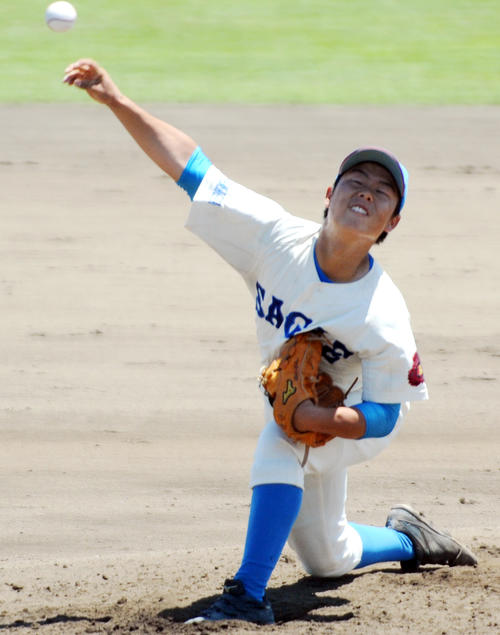 寒河江エース渡辺は5回を6安打1失点に抑えてコールド勝ちする（撮影・佐々木雄高）