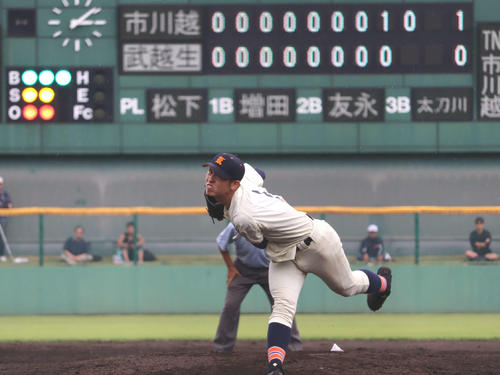 武蔵越生戦で完封勝利を挙げた市川越・和田（撮影・金子真仁）