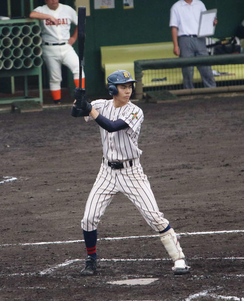 関東学院六浦4番の倉持優梨（撮影・佐藤成）