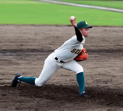 6安打1失点完投の静清・石田