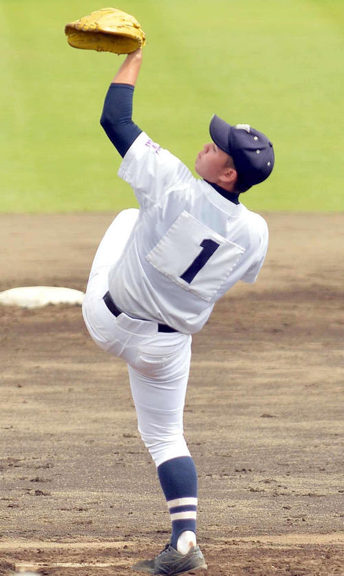 「鶴の舞投法」で好投を見せた岩手・佐々木（撮影・鎌田直秀）