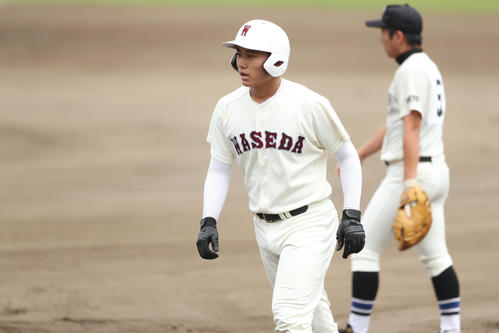 小平西対早実　2回裏早実1死二塁、初打席は遊飛に倒れる早実・清宮福太郎（撮影・佐田亮輔）