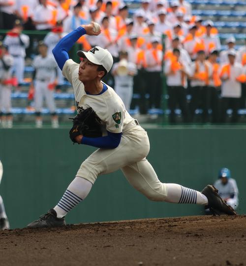 宇都宮工対栃木工先発し力投する宇都宮工・小林（撮影・佐藤勝亮）