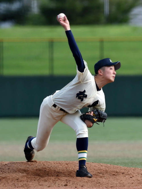 古川学園対松島　4安打完封した松島・松渕（撮影・相沢孔志）