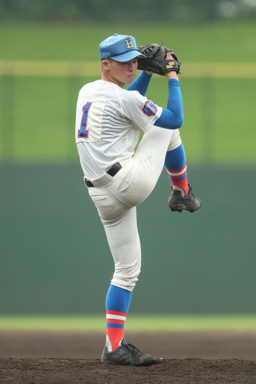 花咲徳栄対正智深谷　ノーヒットノーランを達成した花咲徳栄・中津原隼太（撮影・佐田亮輔）