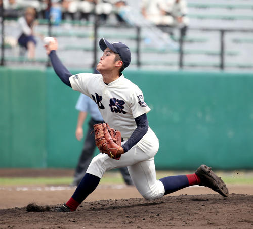 札幌創成対北照　北照先発の桃枝（撮影・佐藤翔太）