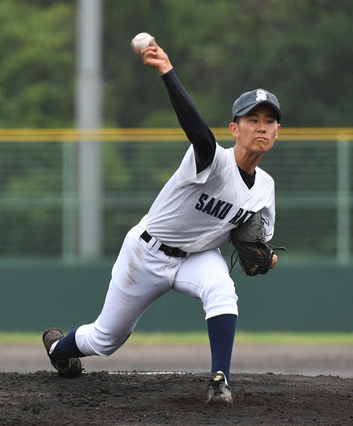 槻の木対桜塚　槻の木打線を7回2失点に抑えた大同（撮影・渦原淳）