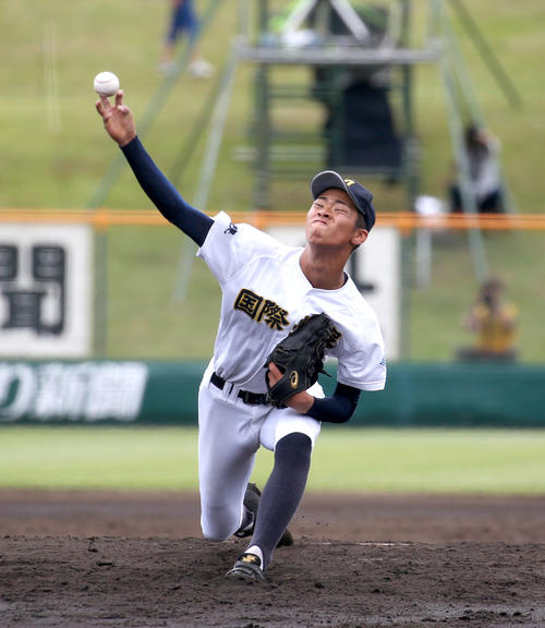 東海大札幌対札幌国際情報　札幌国際情報先発の原田航（撮影・佐藤翔太）