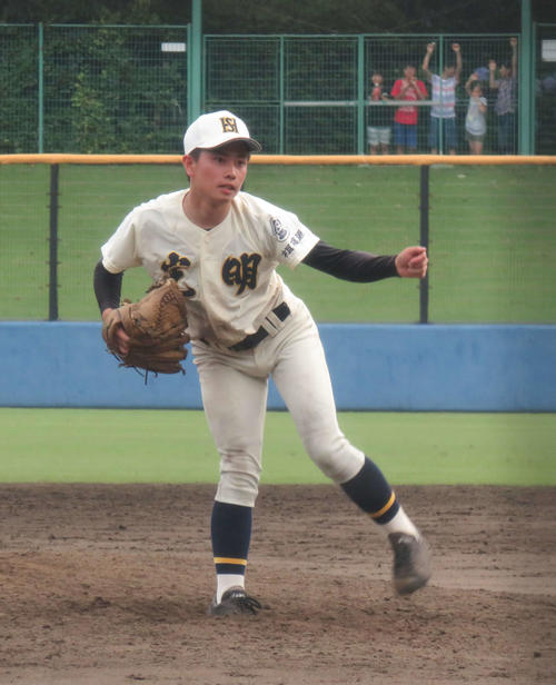 光明学園相模原対逗子開成　1失点で完投勝利を挙げた光明学園相模原・西野