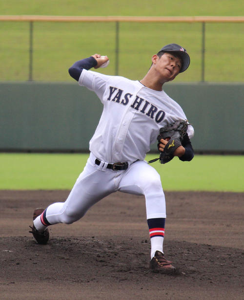 須磨翔風戦に先発した社・藤本（撮影・佐井陽介）