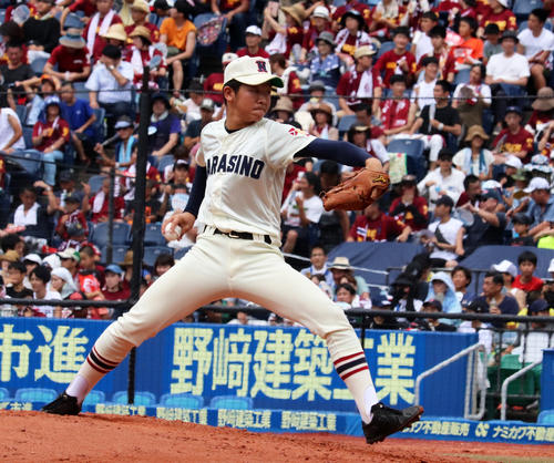 力投する習志野先発の飯塚（撮影・玉置肇）