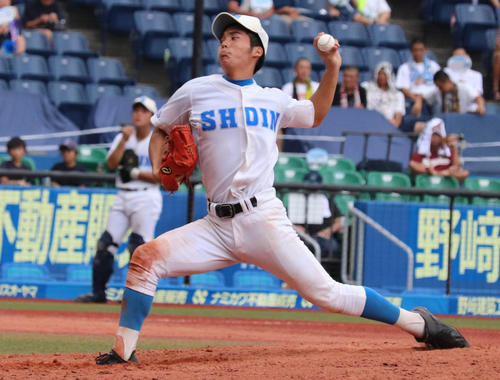 八千代松陰の先発、広瀬健裕投手（撮影・玉置肇）
