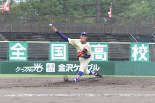 星稜対鵬学園　7回のピンチで救援した星稜・奥川恭伸投手（撮影・柏原誠）
