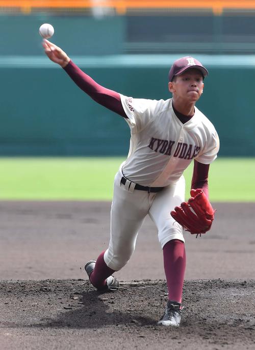 星稜対旭川大高　先発で登板した旭川大高エース能登（撮影・上田博志）