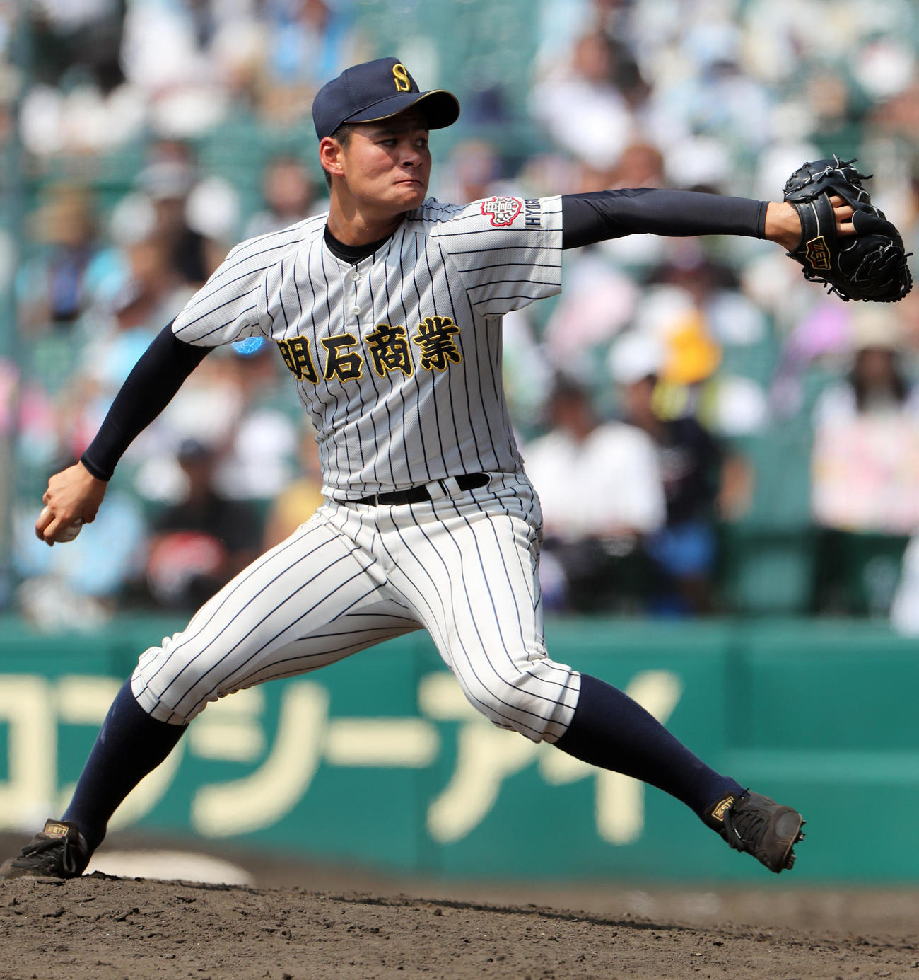 明石商 中森締めた 奥川次ぐ151キロで４強導く 高校野球夏の甲子園 日刊スポーツ