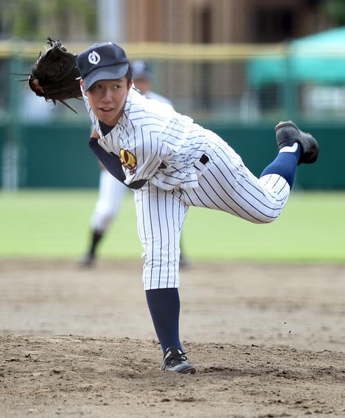 大船渡東対大船渡　2失点完投した大船渡・前川（撮影・山田愛斗）