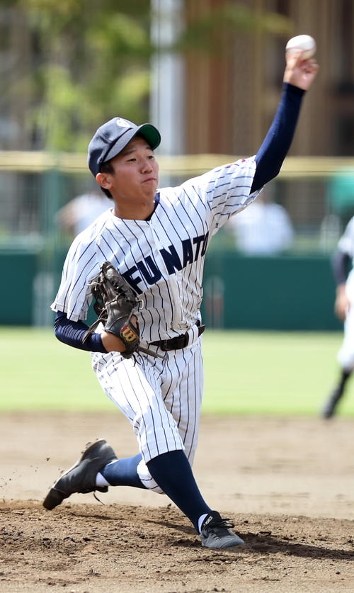 大船渡東対大船渡　2失点完投した大船渡・前川（撮影・山田愛斗）