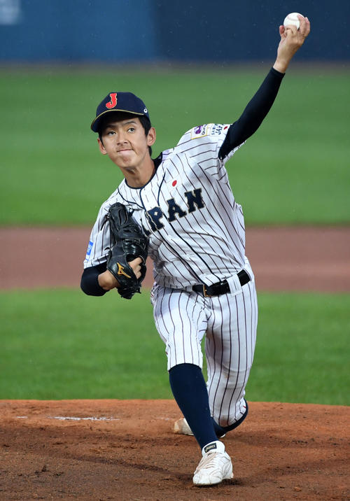 日本対米国　力投する日本先発の林（撮影・横山健太）