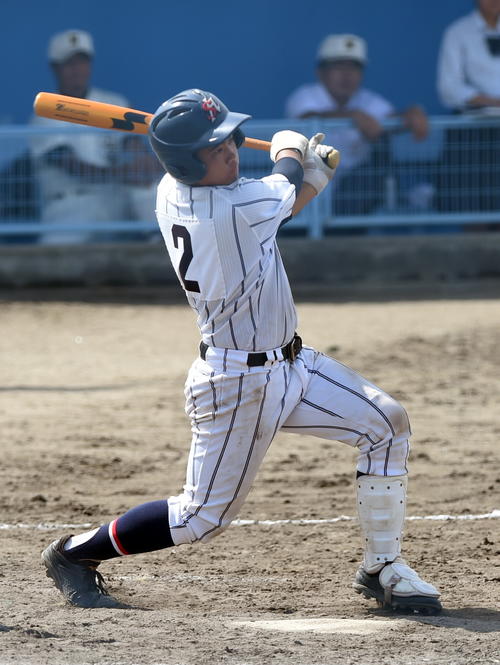 仙台南対柴田　4回裏柴田無死一、三塁、右前適時打を放つ阿部翔